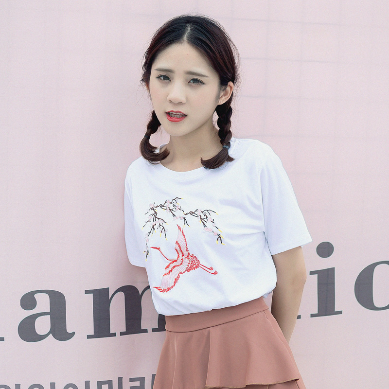 短袖t恤女韓版寬松白色玫瑰花刺繡學生體恤上衣女裝新款夏裝