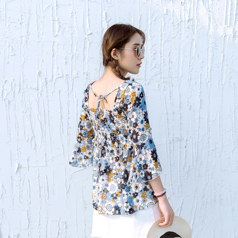 夏裝新款女裝韓版時尚印花喇叭袖雪紡衫學院風露背半袖上衣潮
